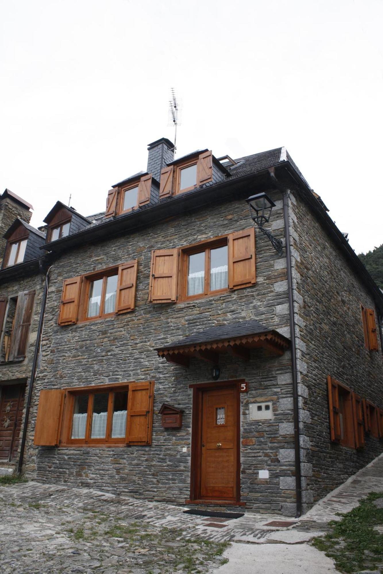 Apartamentos Valle De Aran Mont Εξωτερικό φωτογραφία